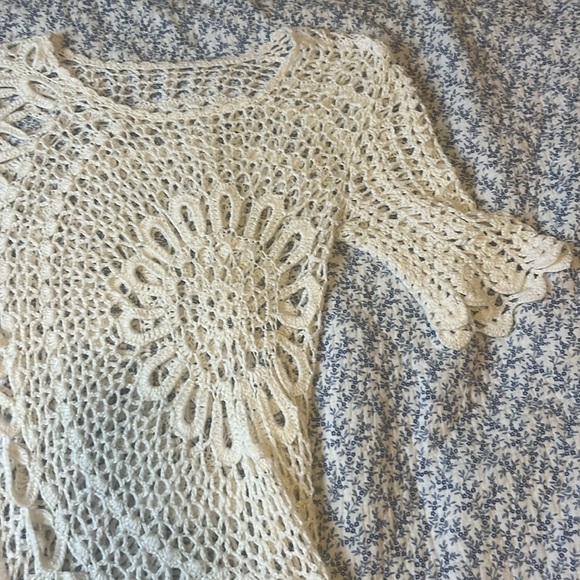 Asymmetrical Crochet Top - Picture 5 of 6